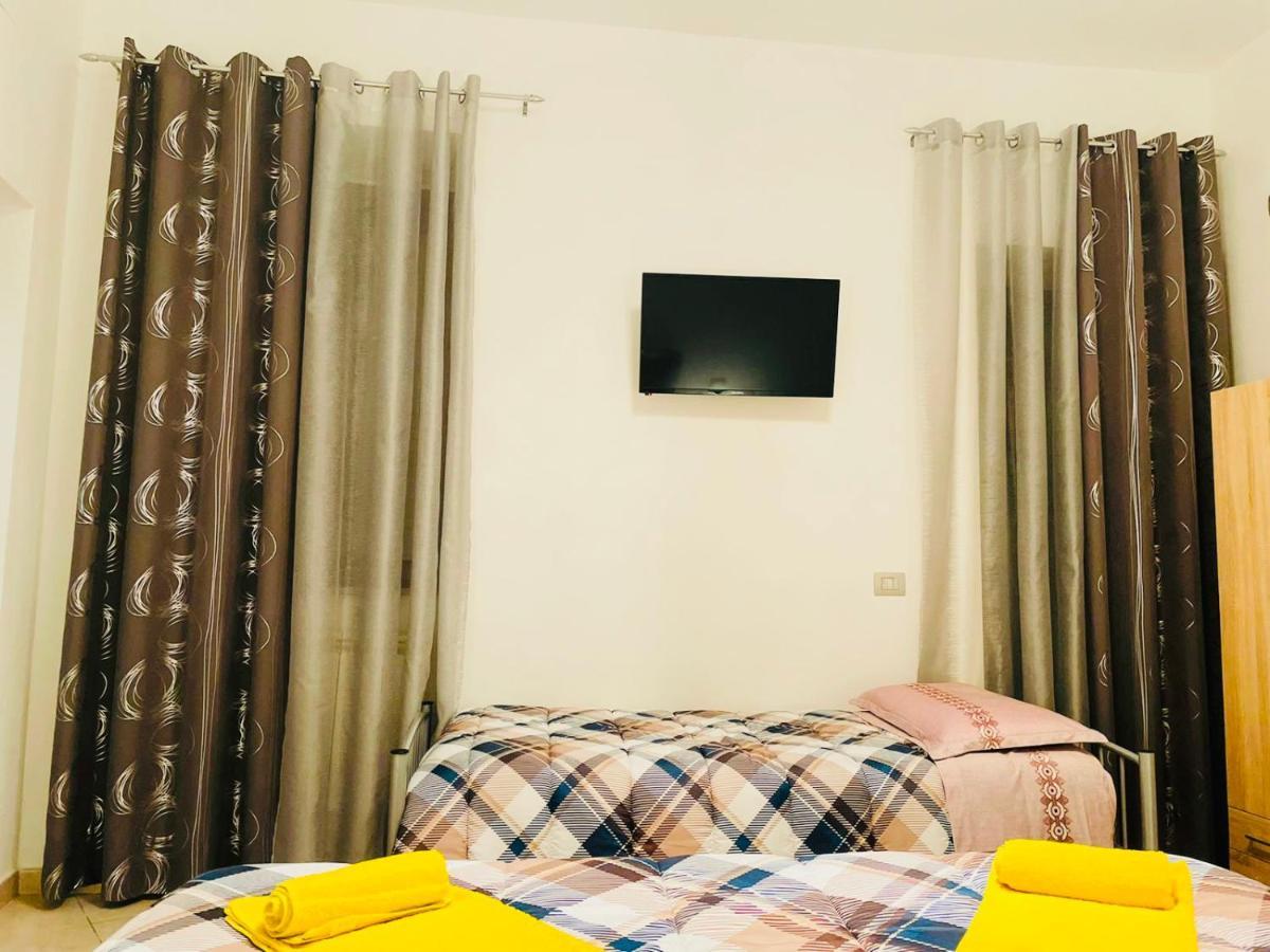 דירות סומה לומברדו Casa Dei Fiori 3 מראה חיצוני תמונה