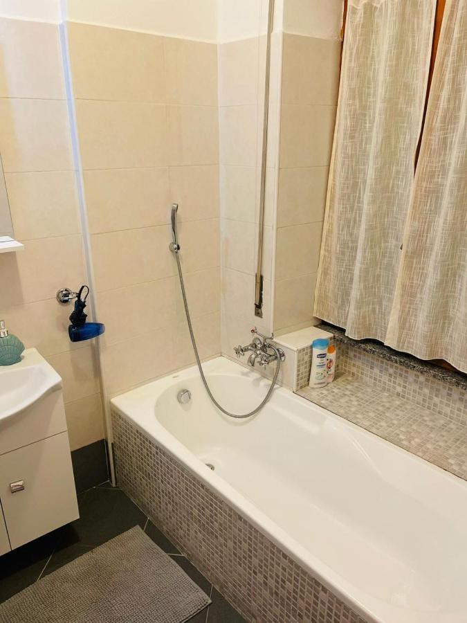 דירות סומה לומברדו Casa Dei Fiori 3 מראה חיצוני תמונה