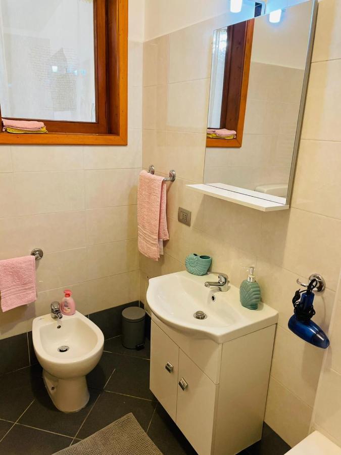 דירות סומה לומברדו Casa Dei Fiori 3 מראה חיצוני תמונה